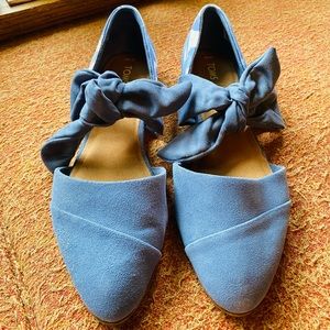 TOMS D'Orsay Flats with ribbons.